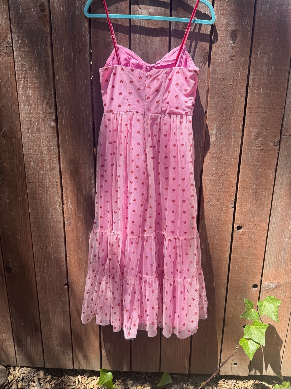 NWT Betsey Johnson Classically Betsey Pink Heart Glitter Tulle Midi Dress Size 8 - Picture 3 of 4
